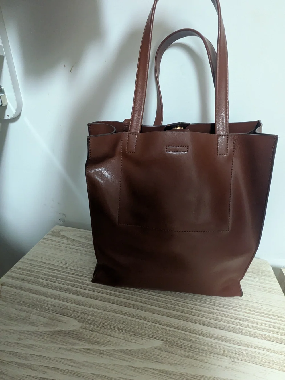 Banana Republic Classic Brown Leather Tote Bag - Picture 3 of 8